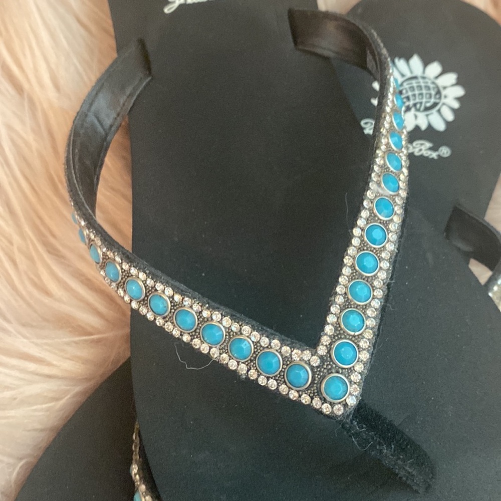 Yellow Box Sandals | Womens 8.5 - Picture 5 of 6